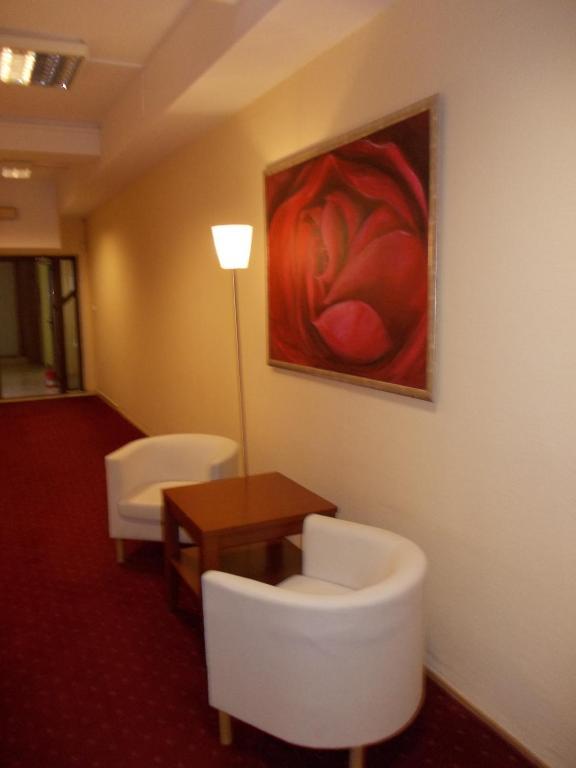 Scsk Zurawia Bed & Breakfast Warsaw Exterior photo
